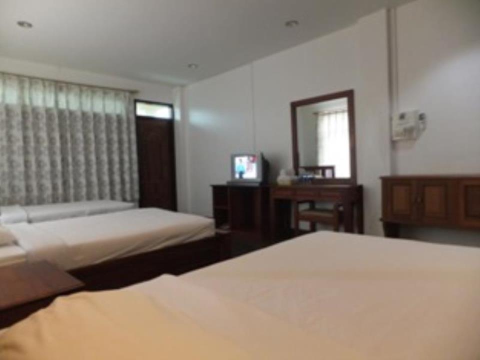 Alisa Guesthouse Паксе Екстериор снимка