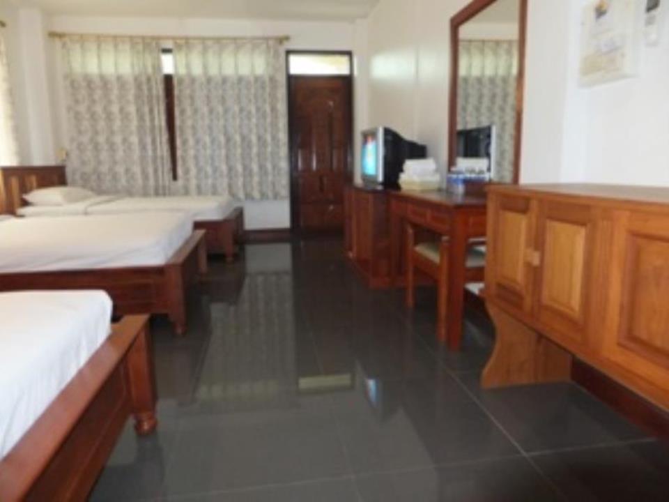 Alisa Guesthouse Паксе Екстериор снимка