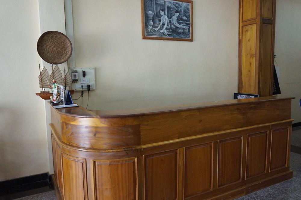 Alisa Guesthouse Паксе Екстериор снимка