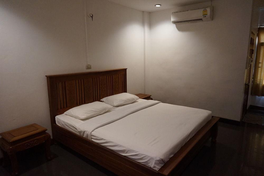 Alisa Guesthouse Паксе Екстериор снимка