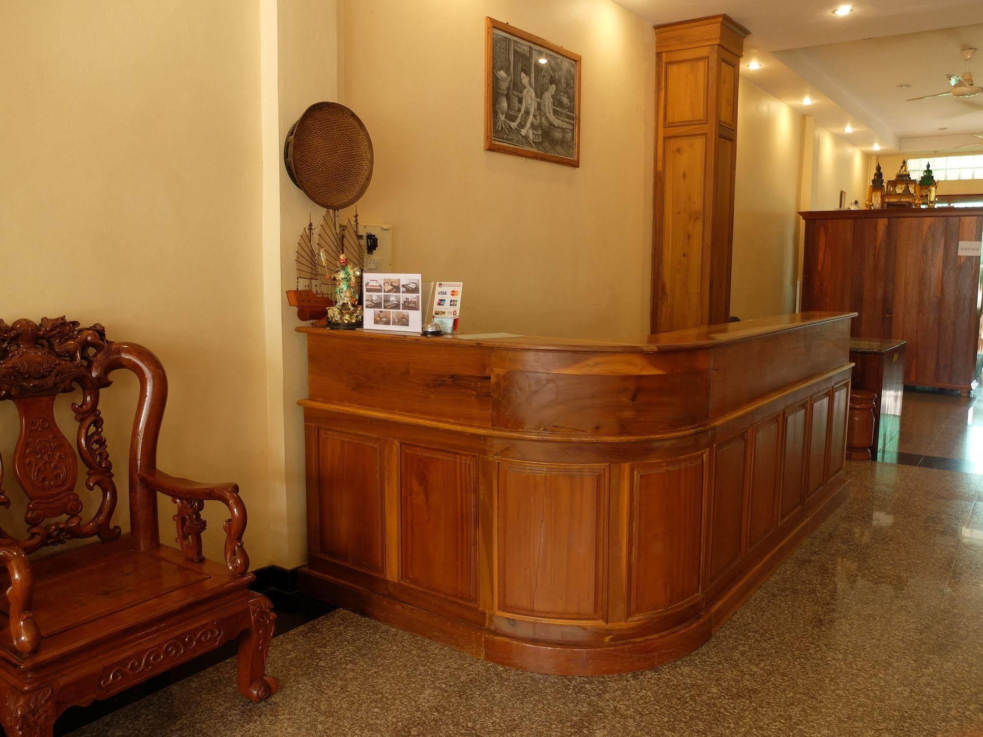 Alisa Guesthouse Паксе Екстериор снимка